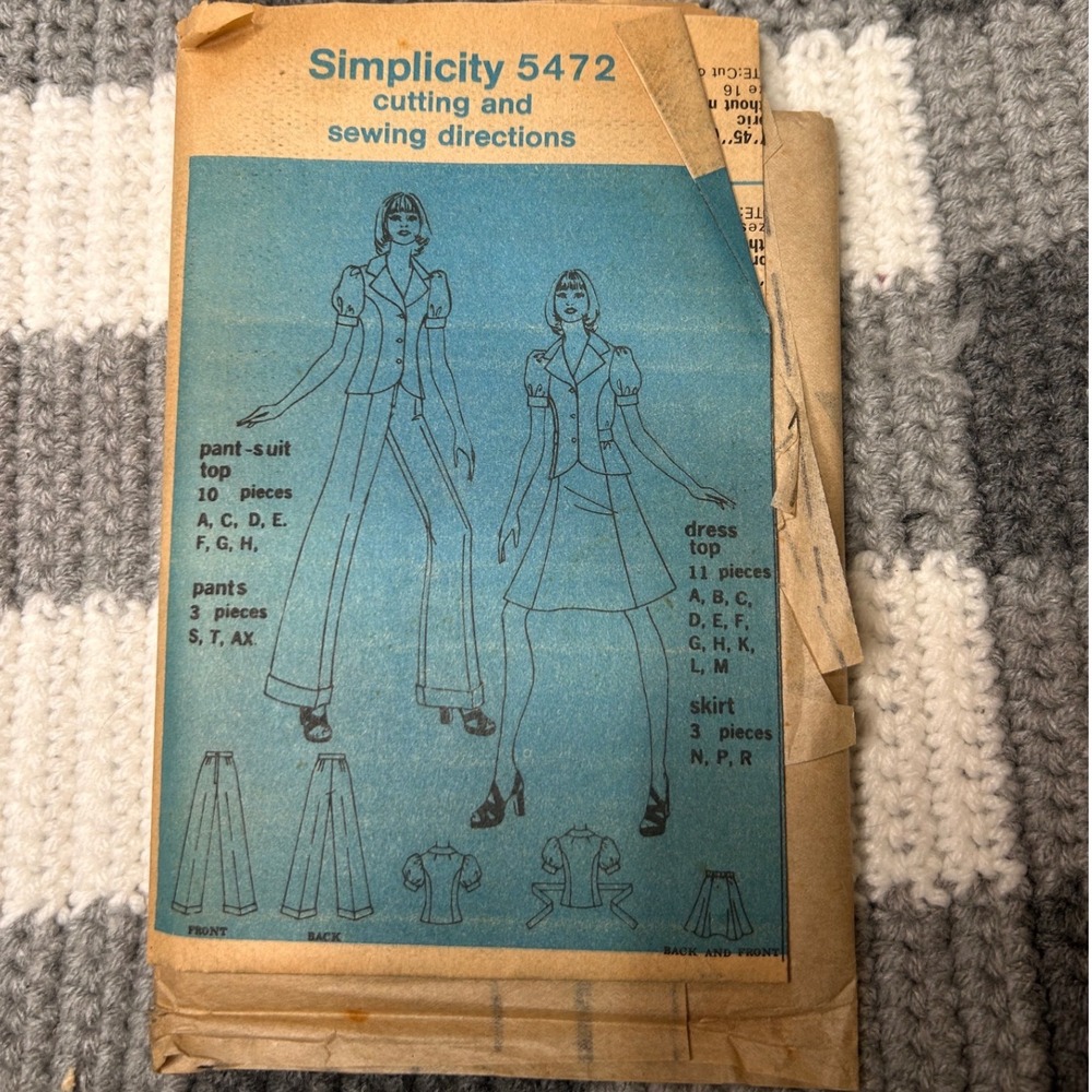 Simplicity Sewing Pattern 5472 Vintage 70s Multi-Size Blue Retro Boho Mod DIY